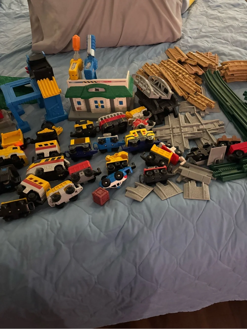 Thomas & Friends Playset Lot with Blue, Green, Yellow, Red Pieces